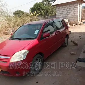 Toyota Raum 2003 Red