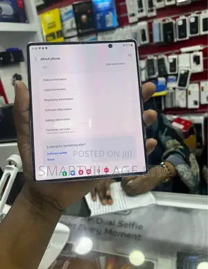 Samsung Galaxy Z Fold4 256 GB Gold
