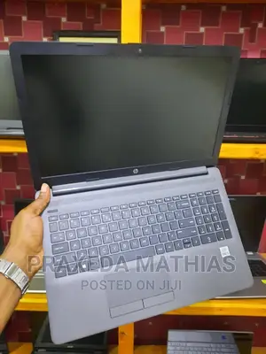 New Laptop HP 250 G7 4GB Intel Core I3 HDD 1T
