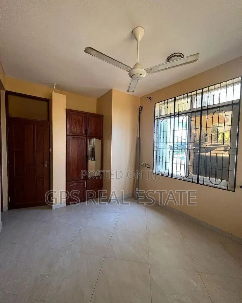 5bdrm House in Bunju A, Kinondoni for sale