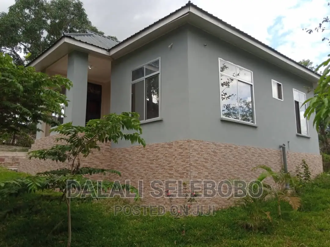 3bdrm Bungalow in Kimara Temboni for rent