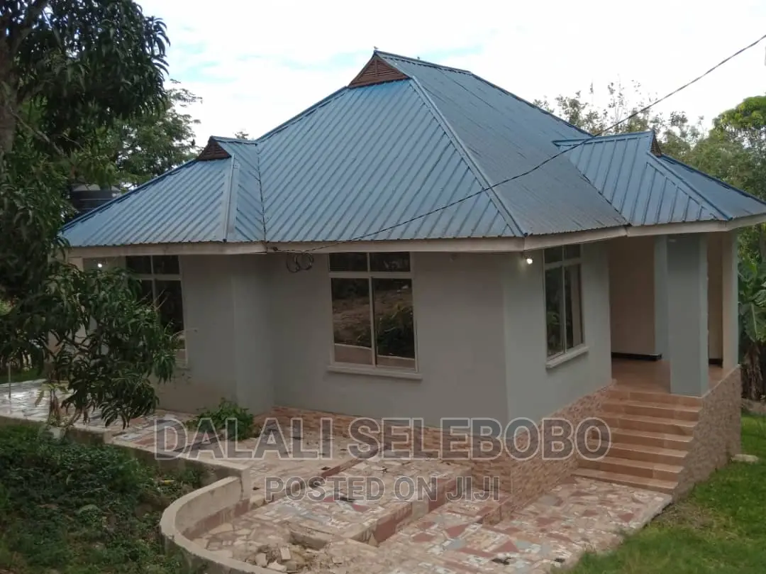 3bdrm Bungalow in Kimara Temboni for rent
