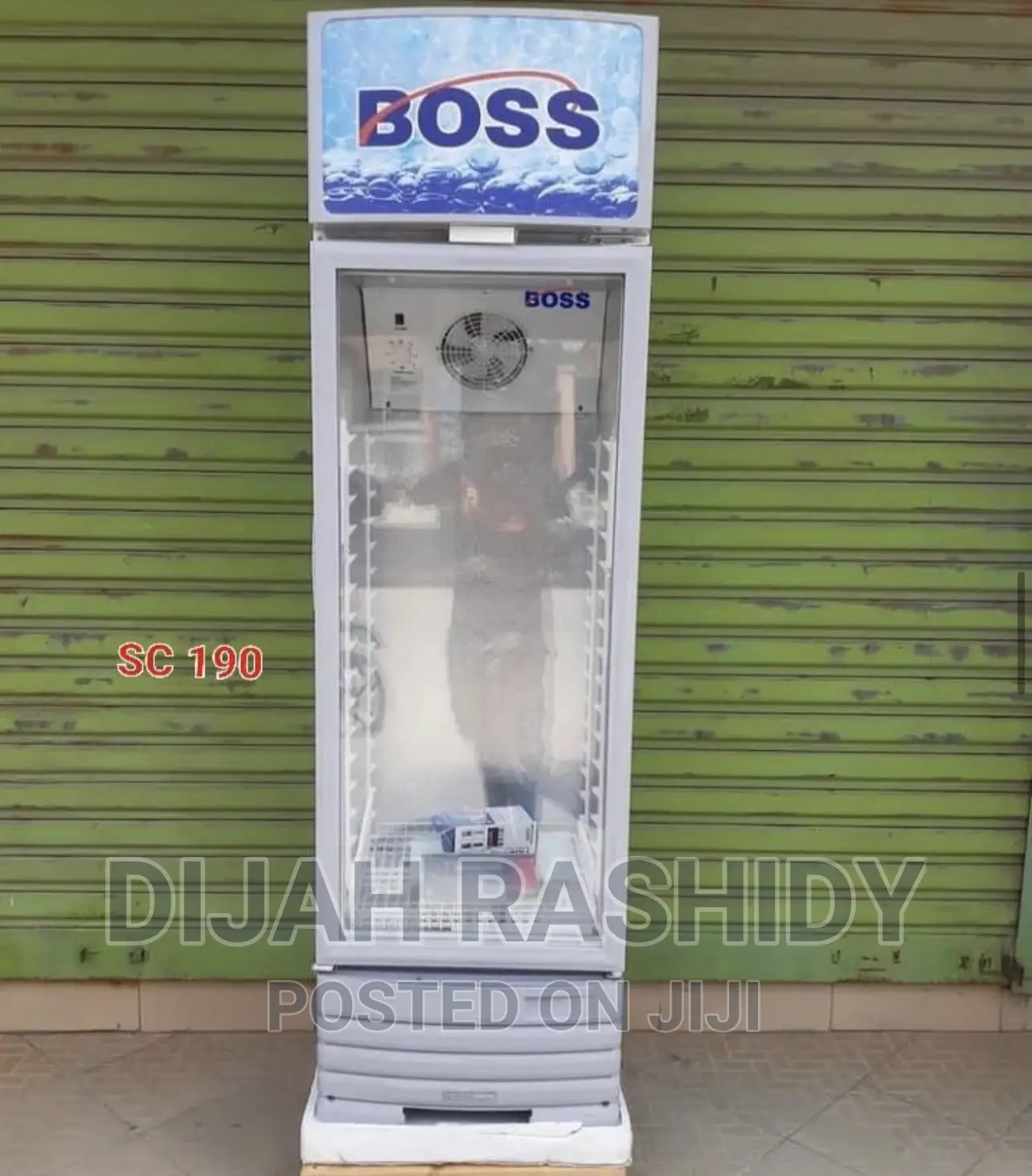Boss Showcase Fridge