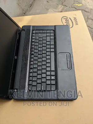 Laptop HP Compaq Presario CQ57 4GB Intel Core 2 Quad HDD 320GB