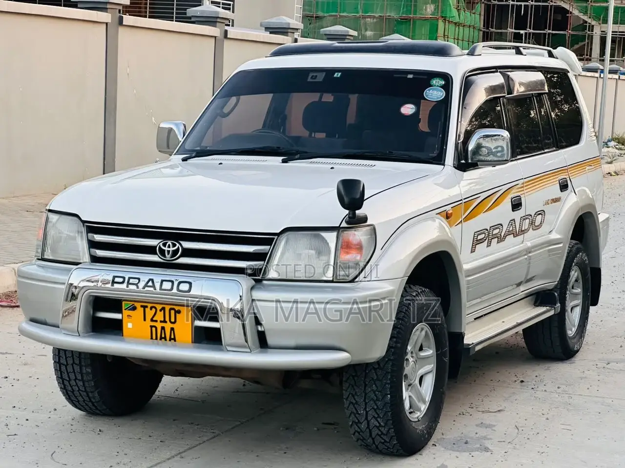Toyota Land Cruiser Prado 2000 Pearl