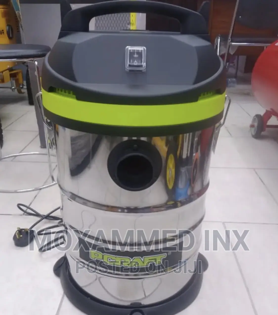 Presccott Vacuum Cleaner 30litres