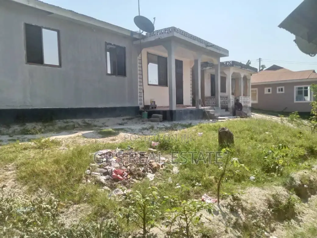 3bdrm House in Kimara Suka, Kinondoni for sale
