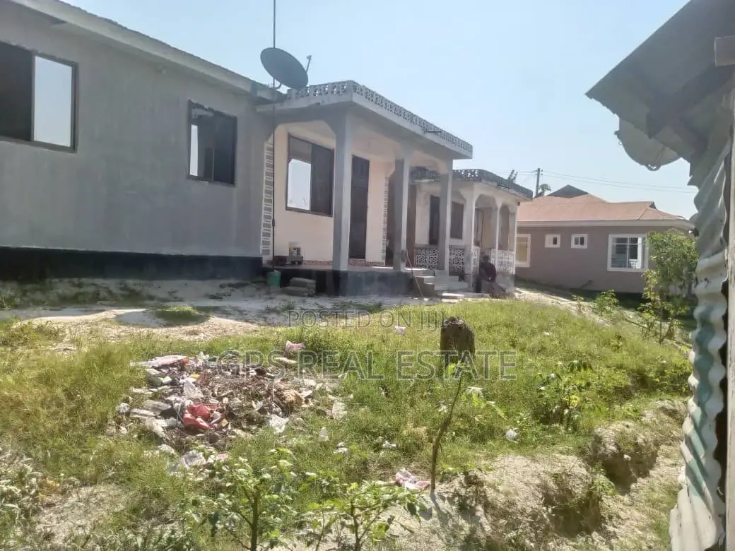 3bdrm House in Kimara Suka, Kinondoni for sale