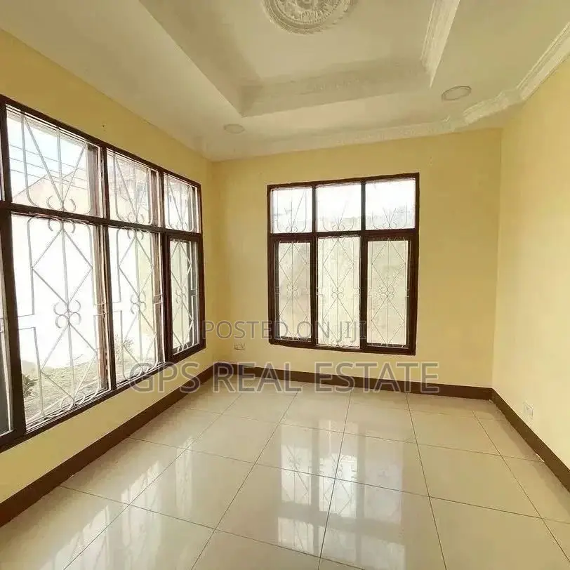 3bdrm House in Bahari Beach, Kinondoni for sale