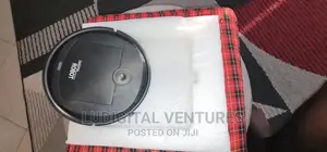 Sweeping Robot / Automatic Vacuum Sweep Machine.