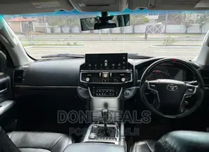 Toyota Land Cruiser 2008 White