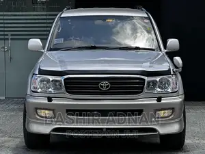 Toyota Land Cruiser 2000 Silver