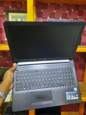 Laptop HP 15-Da2933nia 8GB Intel Core I5 SSD 256GB