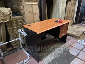 Office Table Fut 4