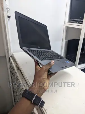 Laptop HP EliteBook 820 G3 8GB Intel Core I5 SSD 256GB
