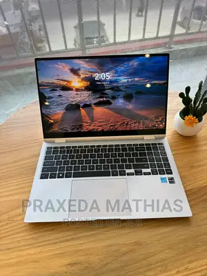 New Laptop Samsung Galaxy Book 2 16GB Intel Core I7 SSD 512GB