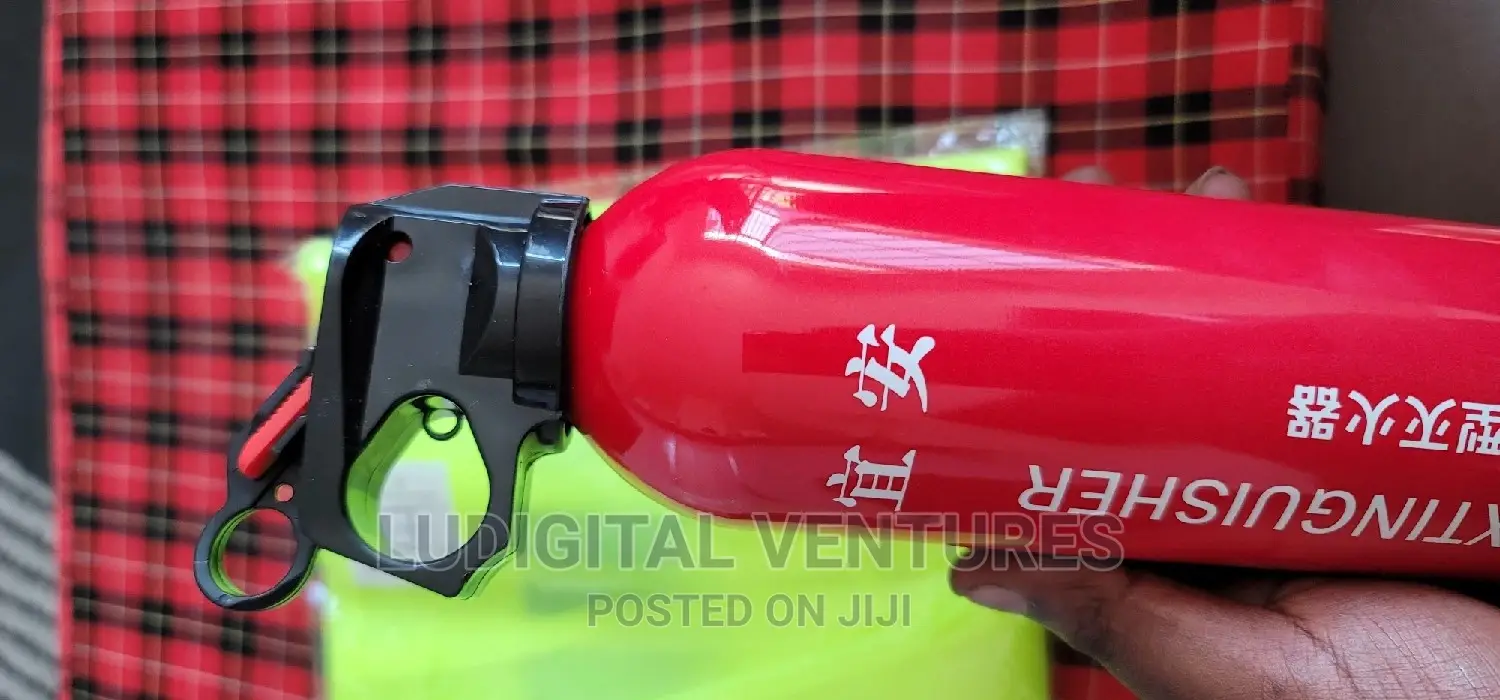 Carfire Extinguisher 500ml+ Emergency Road Bib(Bonus)