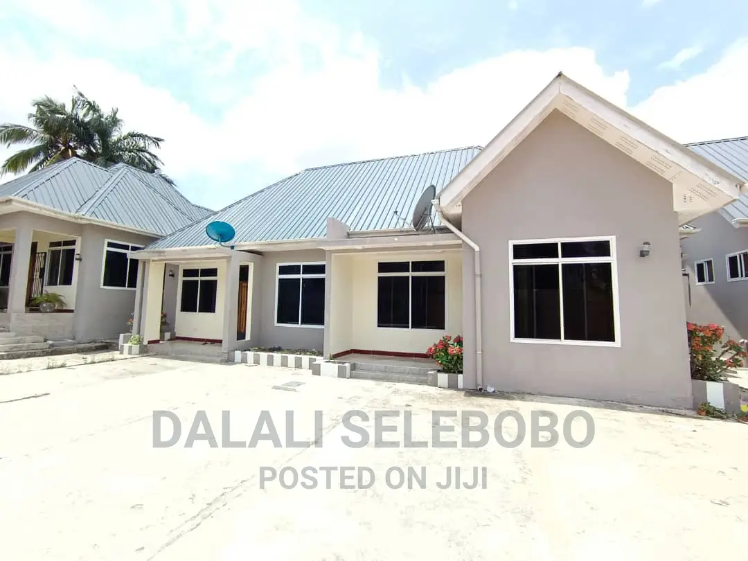 2bdrm Farm House in Mbezi Makabe for rent