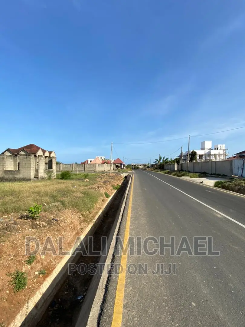 Plot for Sale Mbweni Jkt!