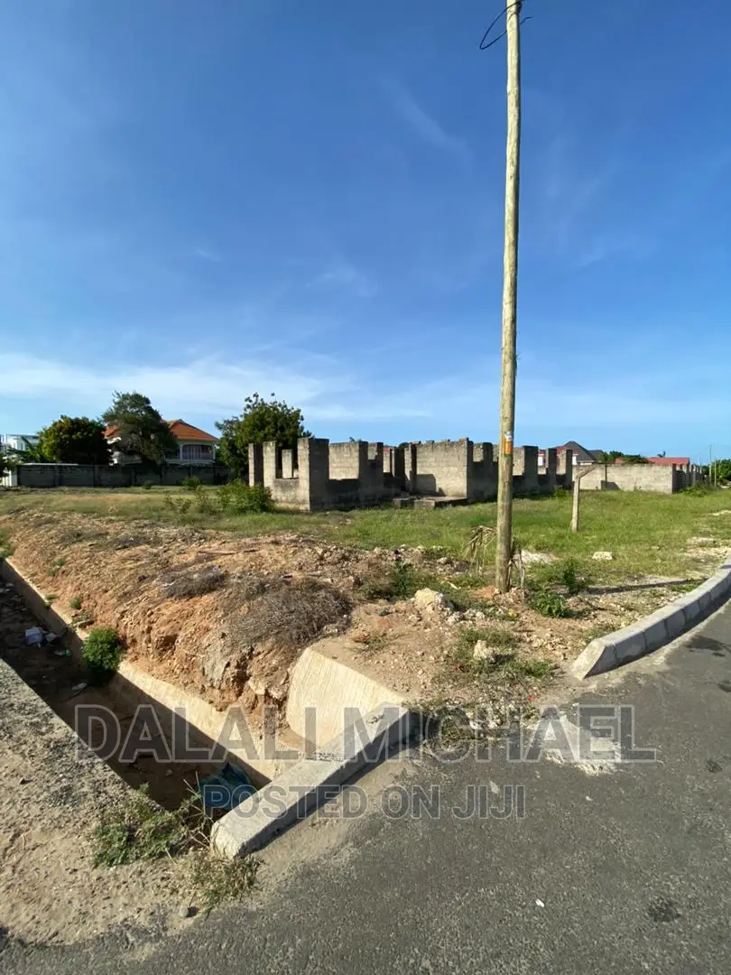 Plot for Sale Mbweni Jkt!