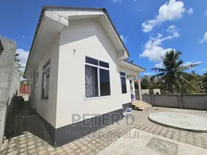 3bdrm House in Goba for sale