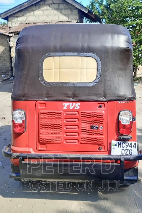 TVS HLX Plus ES 2023 Red