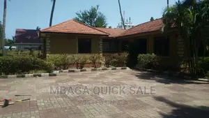 4bdrm Bungalow in Mbagaestate, Kinondoni for sale