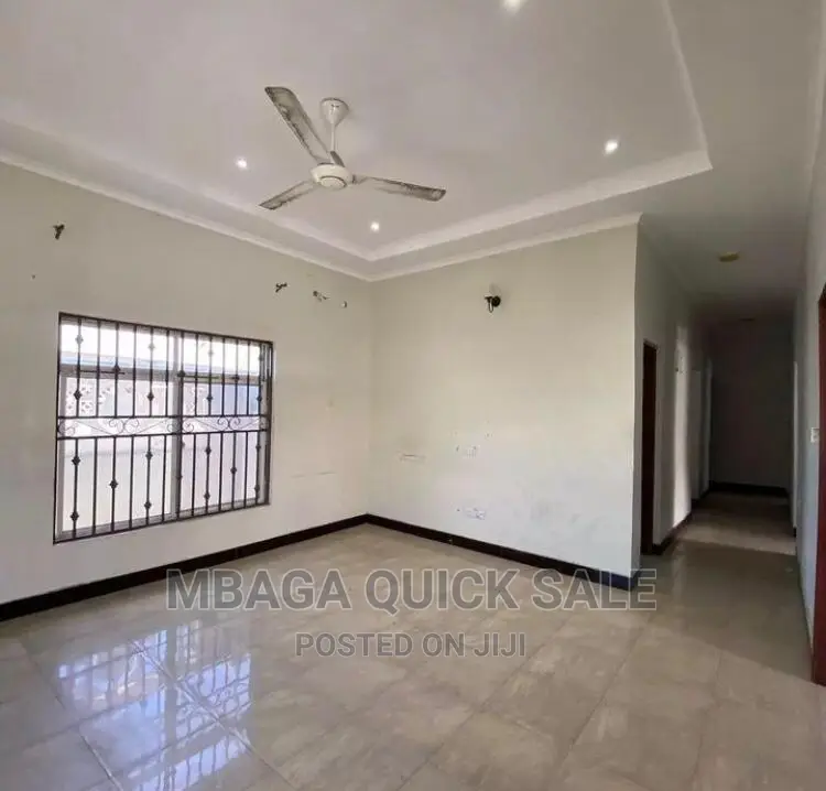 3bdrm Apartment in Mbagaestate, Kinondoni for rent
