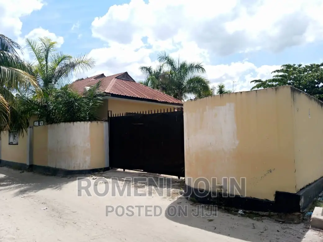 11bdrm House in Tanzania Dsm Ukonga, Ilala for sale