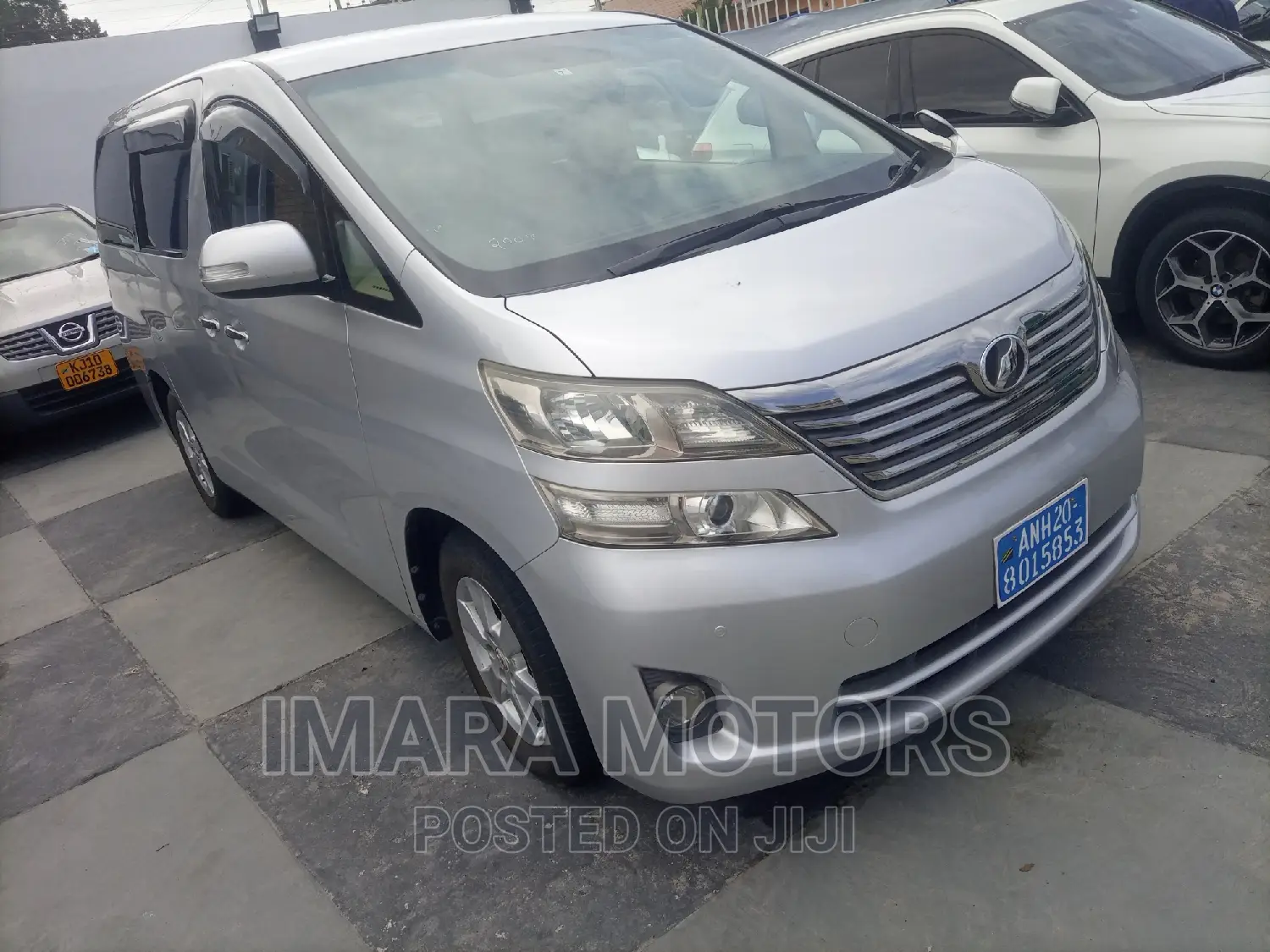 Toyota Vellfire 2008 Silver