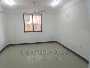 3bdrm Apartment in Kariakoo Madina for rent