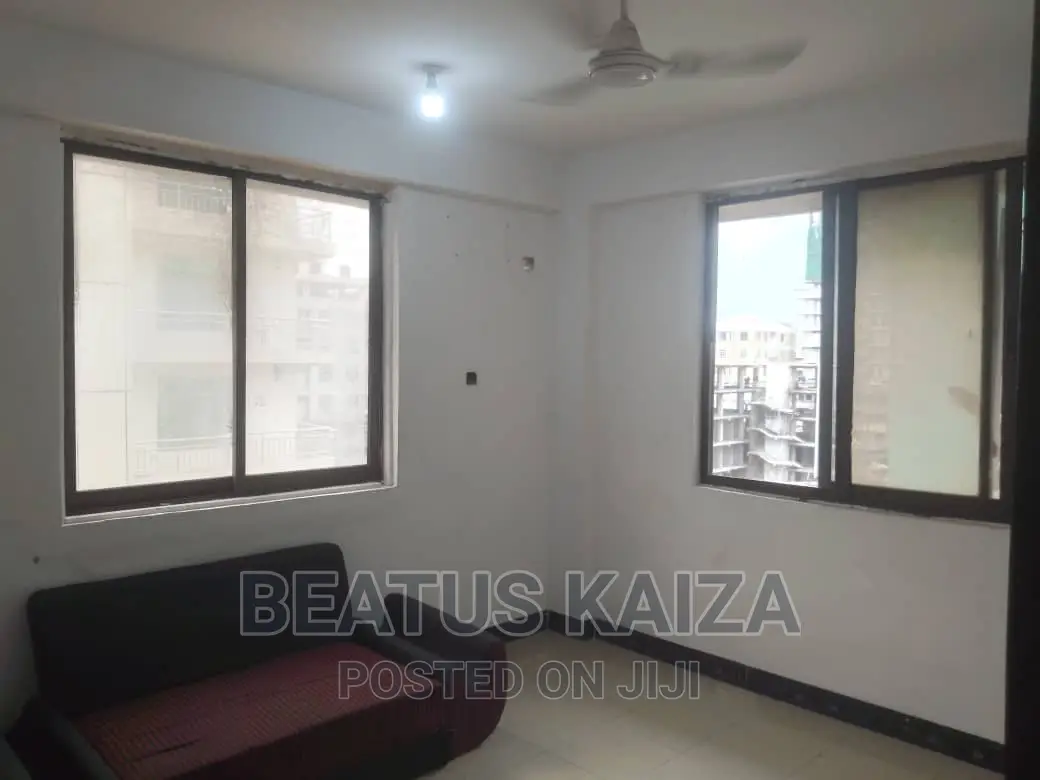 3bdrm Apartment in Kariakoo Madina for rent
