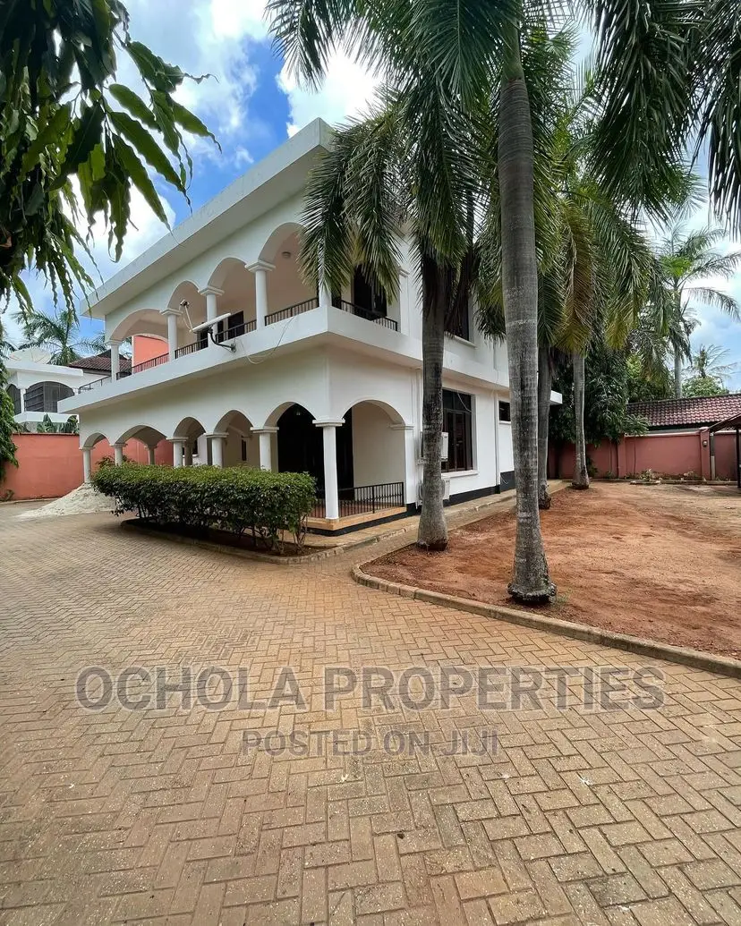 5bdrm House in Masaki for rent