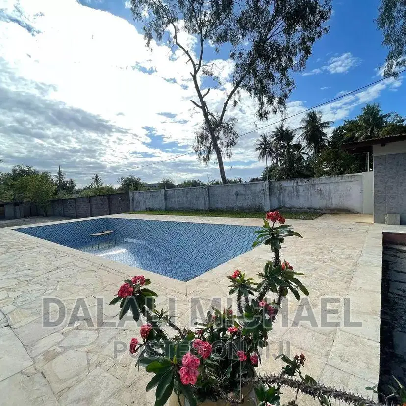 Furnished 4bdrm House in Mbezibeach for rent