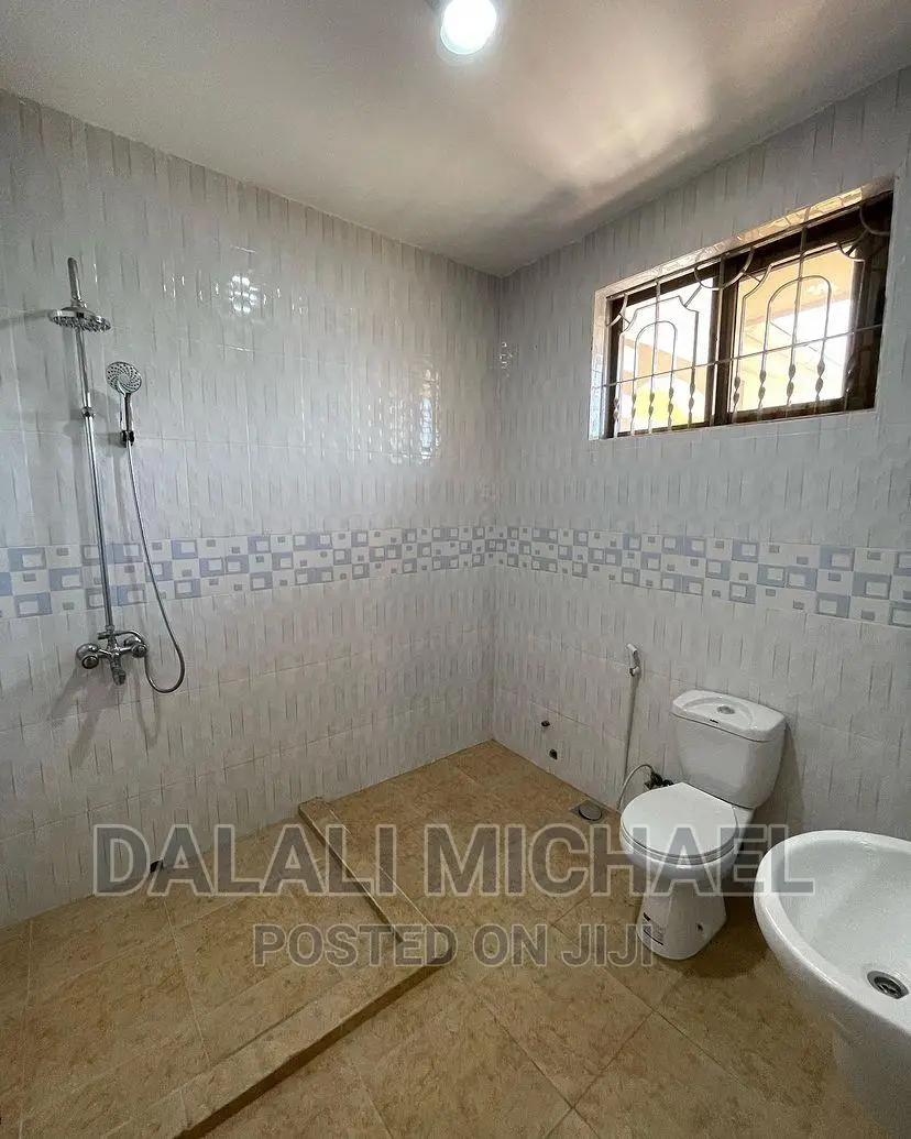 Furnished 4bdrm House in Mbezibeach for rent
