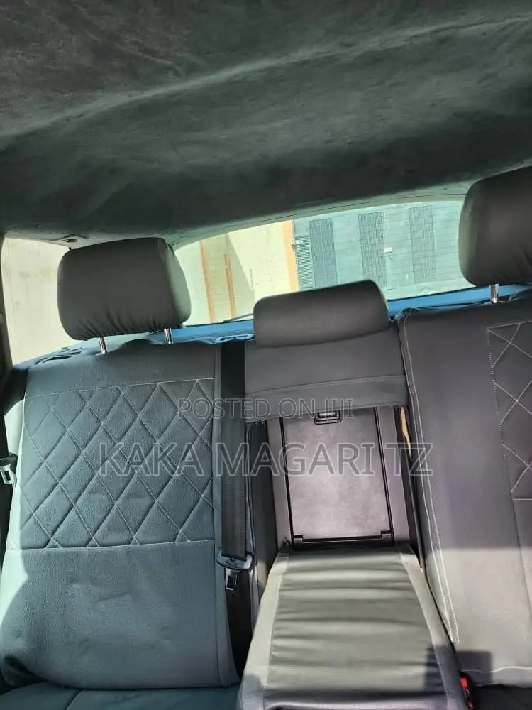 Volkswagen Touareg 2004 Silver