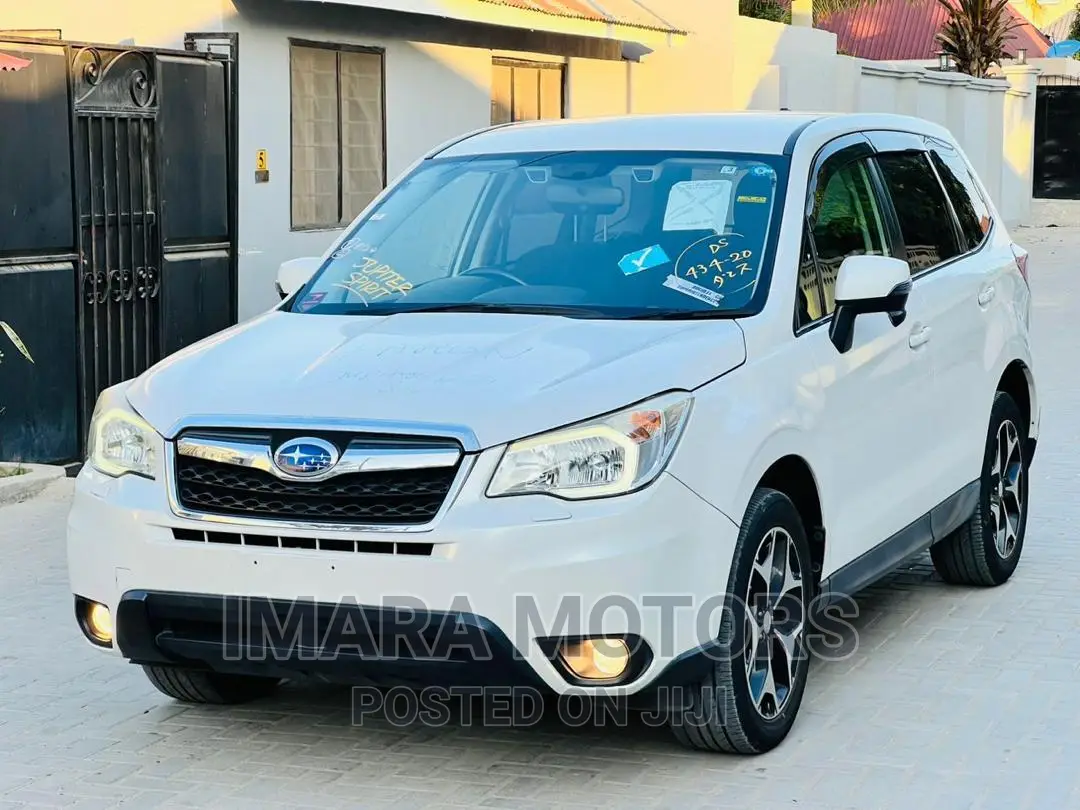 Subaru Forester 2013 White