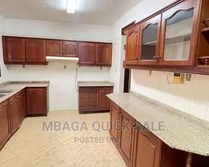 3bdrm House in Mbagaestate, Masaki for rent