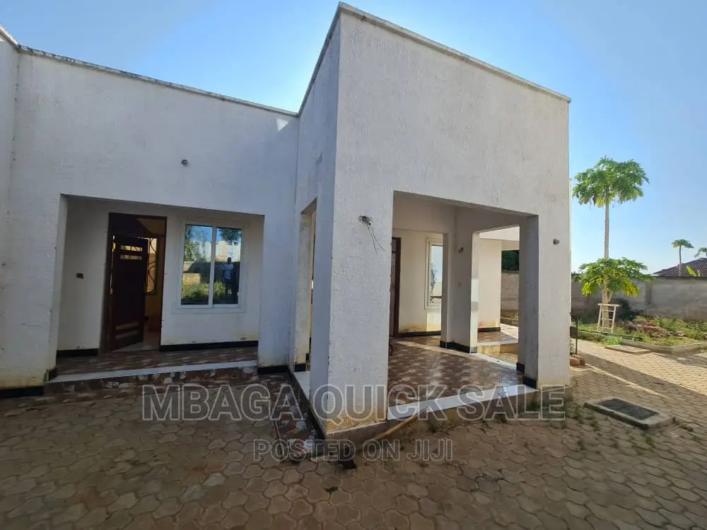 4bdrm House in Bunju Beach, Kinondoni for sale