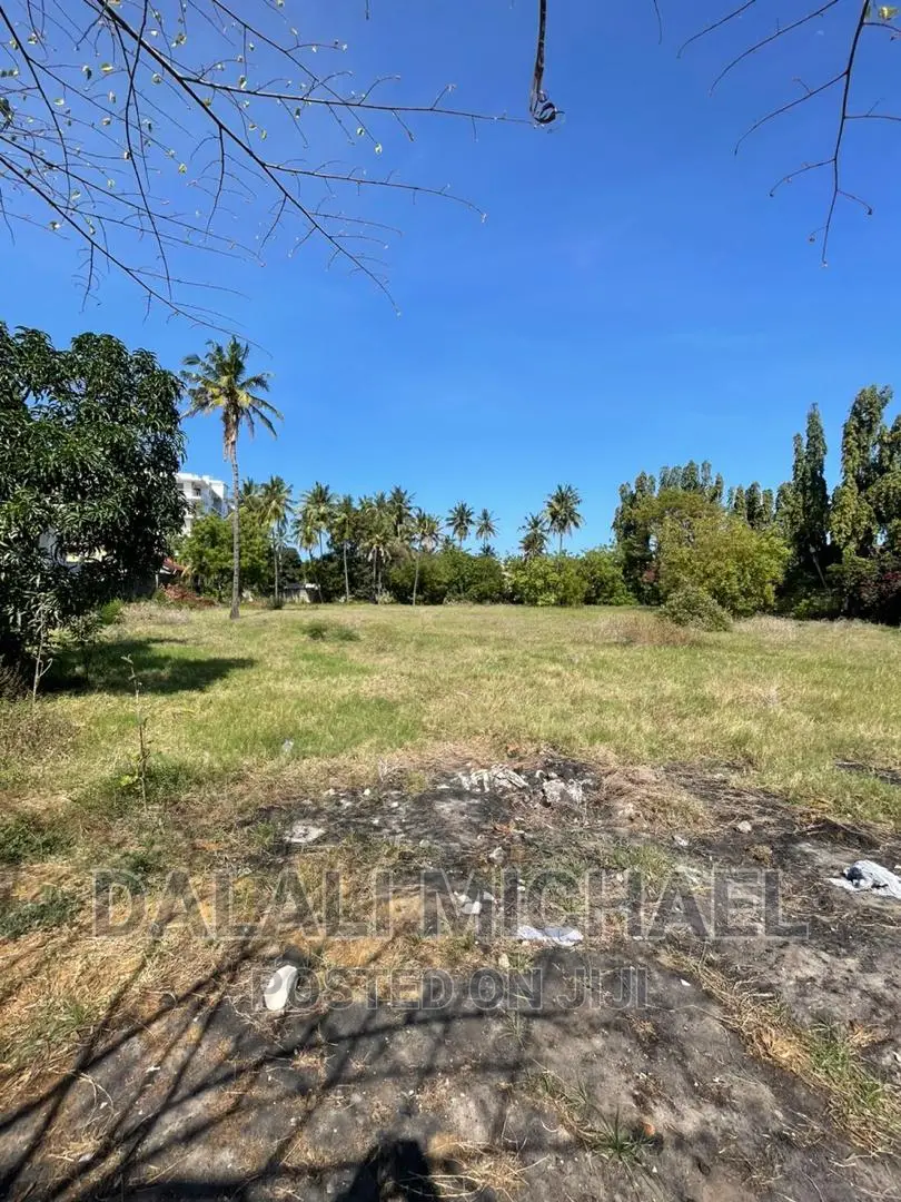 Kawe Beach Plot for Sale!.!