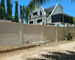 5bdrm Maisonette in Mikocheni Kwa, Kinondoni for rent