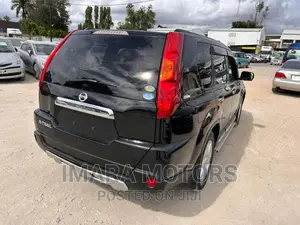 Nissan X-Trail 2010 Black
