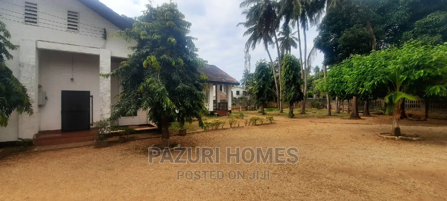 House Over 2000 SQM for Sale in Mbezi Beach Ramada Hotel