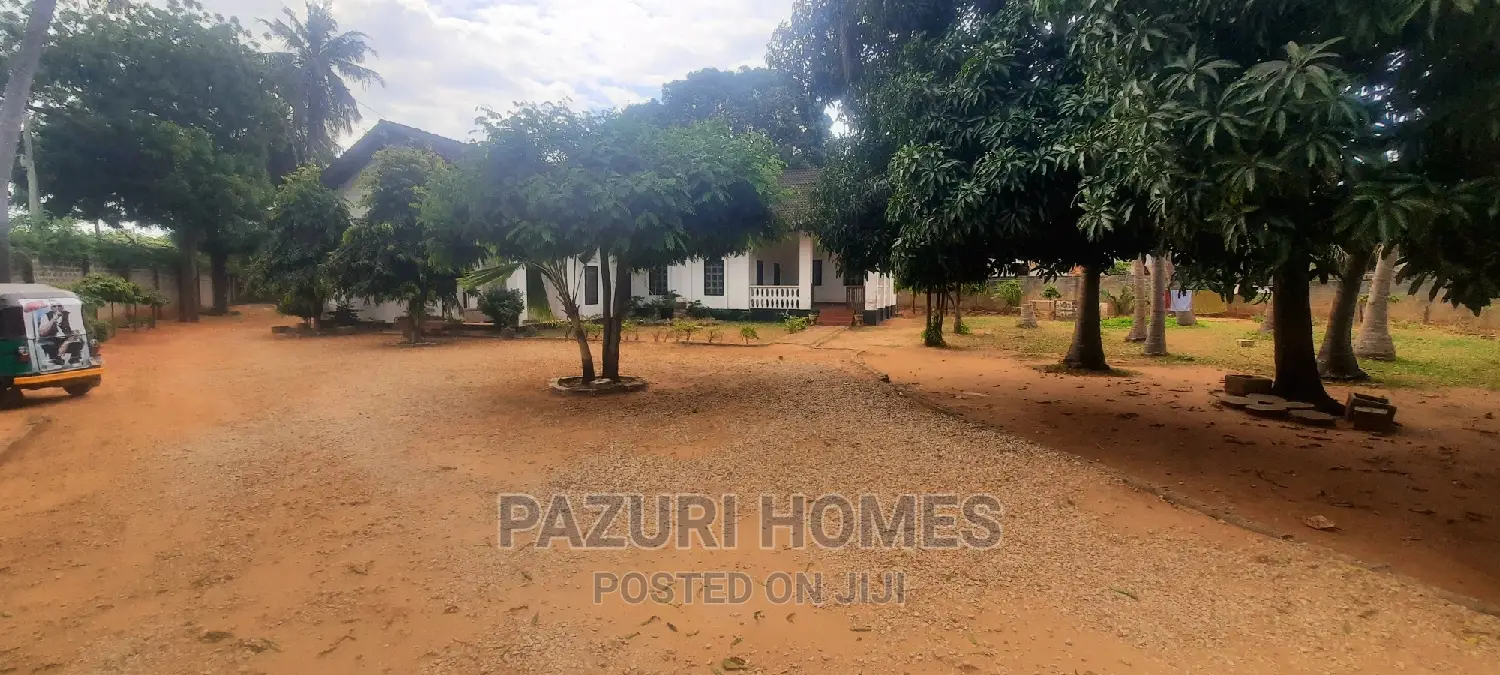 House Over 2000 SQM for Sale in Mbezi Beach Ramada Hotel