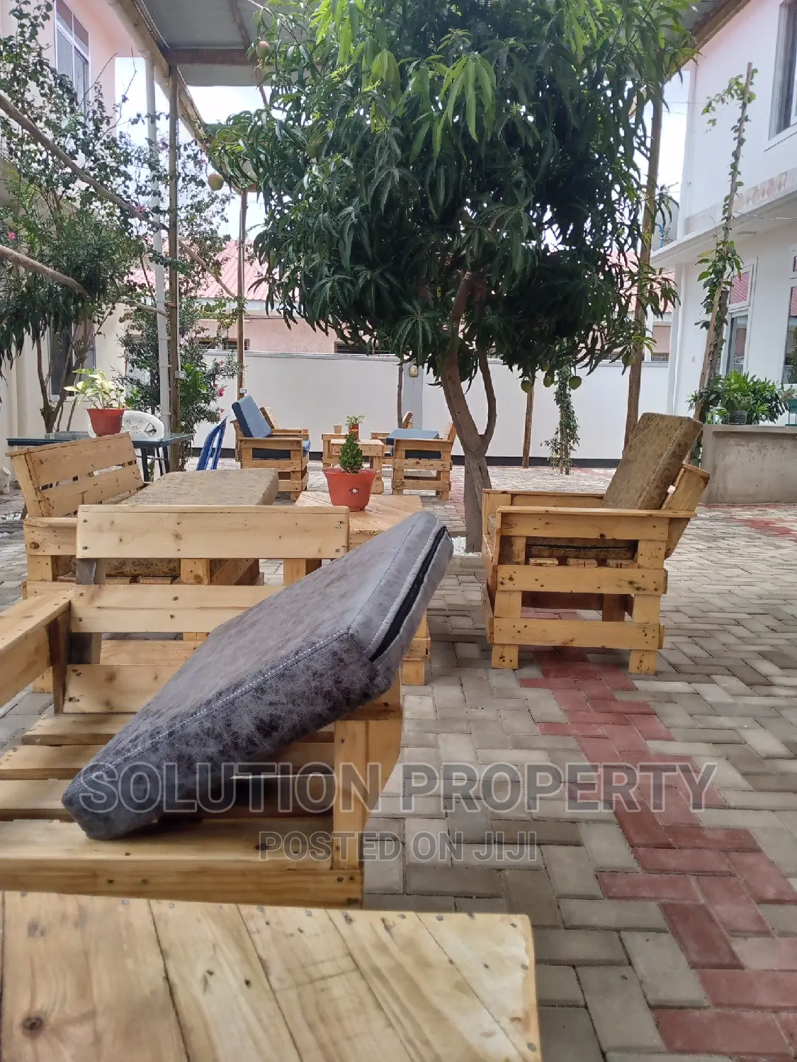 Furnished 1bdrm Apartment in Mikocheni for rent