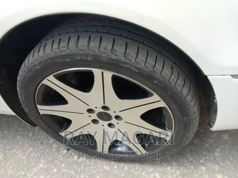 Toyota Celsior 2005 White