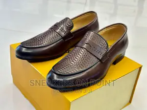 Official Shoes/Classic Shoes