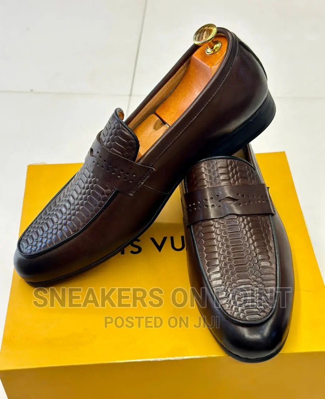 Official Shoes/Classic Shoes