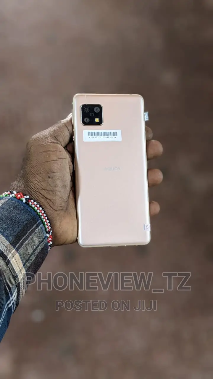 Sharp Aquos sense5G 64 GB Gold