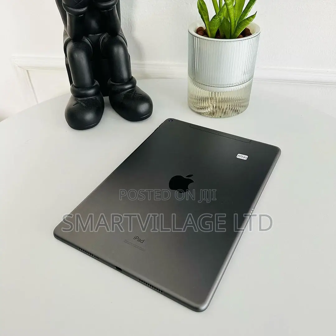 Apple iPad Air 64 GB Black